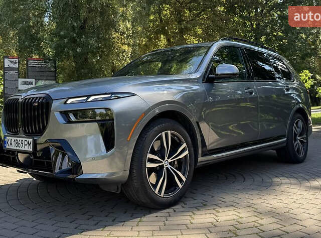 Серый БМВ X7, объемом двигателя 3 л и пробегом 47 тыс. км за 105000 $, фото 1 на Automoto.ua