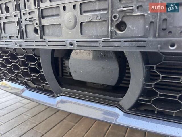 Серый БМВ X7, объемом двигателя 2.99 л и пробегом 37 тыс. км за 95900 $, фото 2 на Automoto.ua