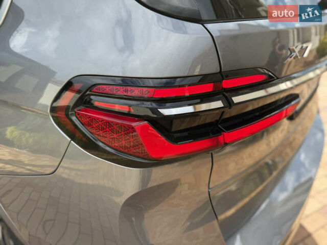 Серый БМВ X7, объемом двигателя 3 л и пробегом 22 тыс. км за 85900 $, фото 52 на Automoto.ua