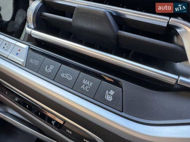 Серый БМВ X7, объемом двигателя 2.99 л и пробегом 37 тыс. км за 95900 $, фото 9 на Automoto.ua