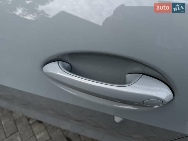 Серый БМВ X7, объемом двигателя 4.39 л и пробегом 45 тыс. км за 129900 $, фото 46 на Automoto.ua