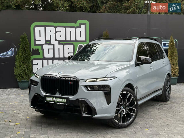 Серый БМВ X7, объемом двигателя 4.39 л и пробегом 45 тыс. км за 129900 $, фото 1 на Automoto.ua