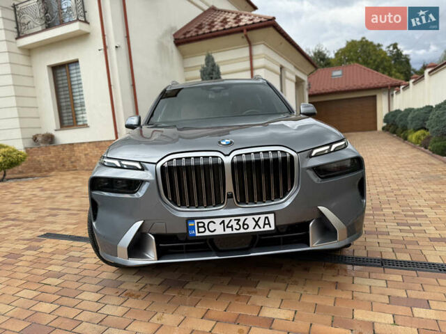 Серый БМВ X7, объемом двигателя 3 л и пробегом 22 тыс. км за 85900 $, фото 15 на Automoto.ua