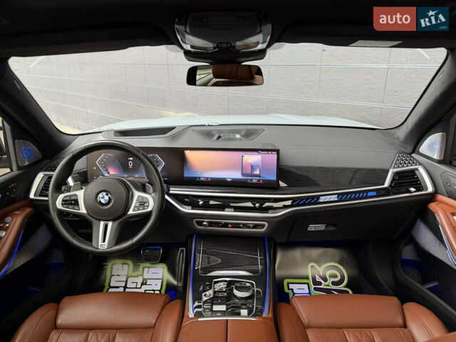 Сірий БМВ X7, об'ємом двигуна 4.39 л та пробігом 52 тис. км за 128000 $, фото 32 на Automoto.ua