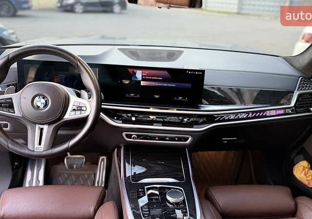 Серый БМВ X7, объемом двигателя 4.39 л и пробегом 83 тыс. км за 135000 $, фото 39 на Automoto.ua