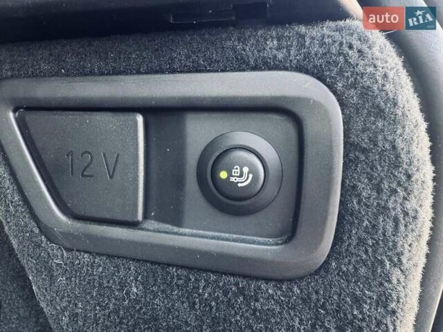 Серый БМВ X7, объемом двигателя 2.99 л и пробегом 37 тыс. км за 95900 $, фото 5 на Automoto.ua