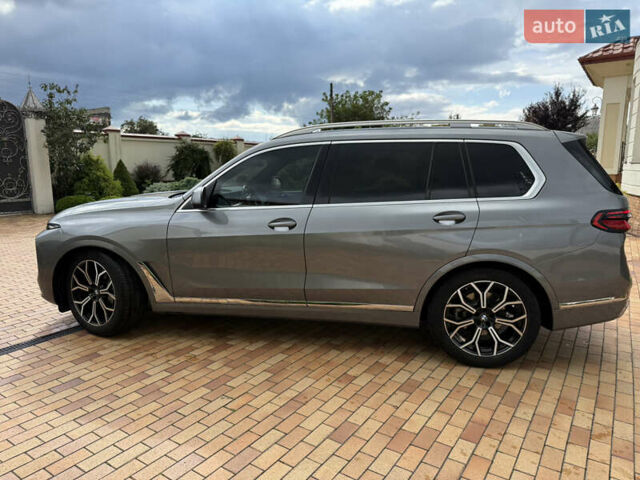 Серый БМВ X7, объемом двигателя 3 л и пробегом 22 тыс. км за 85900 $, фото 11 на Automoto.ua