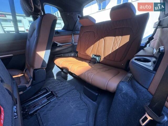 Серый БМВ X7, объемом двигателя 2.99 л и пробегом 37 тыс. км за 95900 $, фото 15 на Automoto.ua