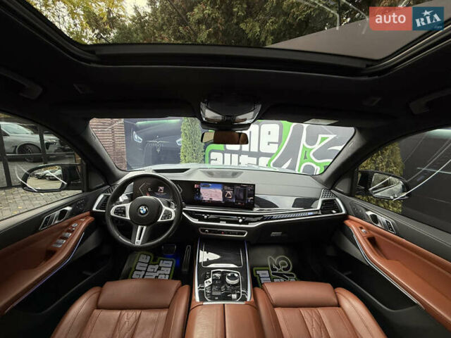 Серый БМВ X7, объемом двигателя 4.39 л и пробегом 45 тыс. км за 129900 $, фото 16 на Automoto.ua