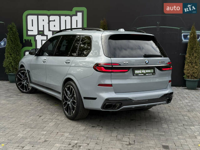 Серый БМВ X7, объемом двигателя 4.39 л и пробегом 45 тыс. км за 129900 $, фото 62 на Automoto.ua