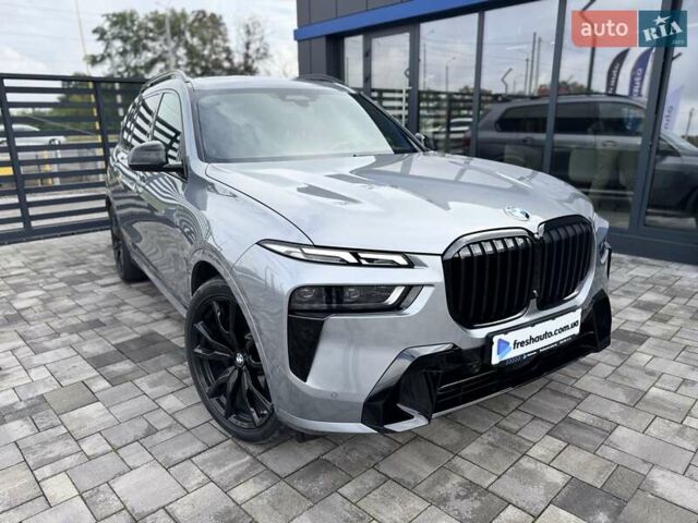 Серый БМВ X7, объемом двигателя 3 л и пробегом 99 тыс. км за 114000 $, фото 5 на Automoto.ua