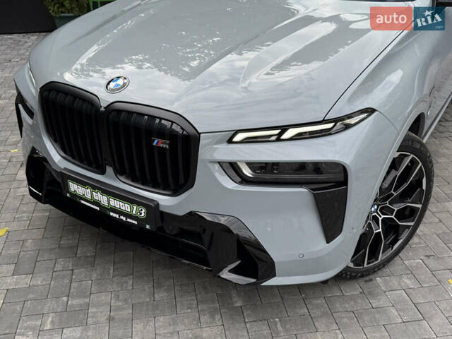 Серый БМВ X7, объемом двигателя 4.39 л и пробегом 45 тыс. км за 129900 $, фото 9 на Automoto.ua