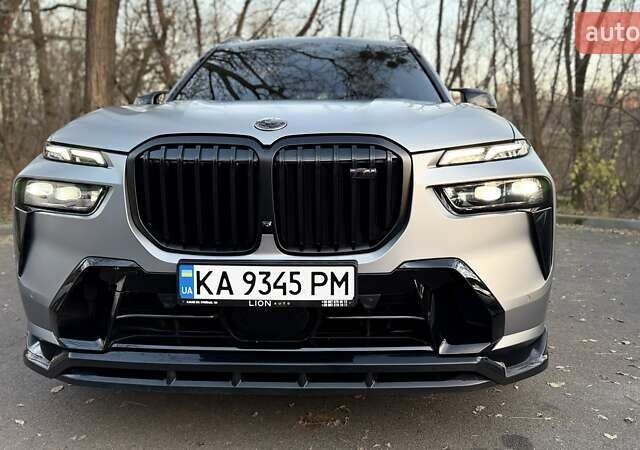 Серый БМВ X7, объемом двигателя 4.39 л и пробегом 83 тыс. км за 135000 $, фото 33 на Automoto.ua