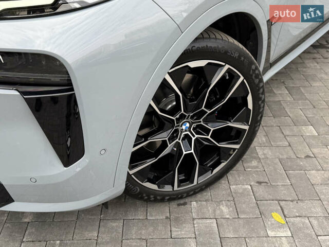 Серый БМВ X7, объемом двигателя 4.39 л и пробегом 45 тыс. км за 129900 $, фото 14 на Automoto.ua
