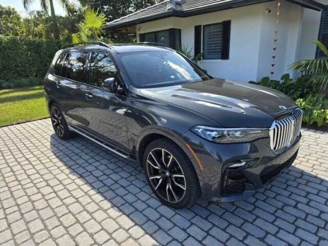 Серый БМВ X7, объемом двигателя 3 л и пробегом 22 тыс. км за 34700 $, фото 3 на Automoto.ua