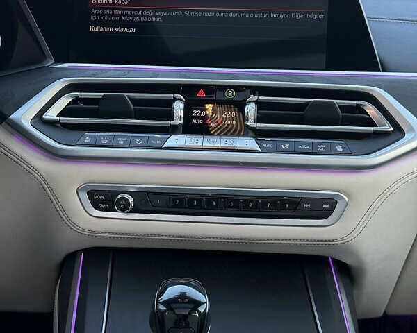 Серый БМВ X7, объемом двигателя 3 л и пробегом 45 тыс. км за 97500 $, фото 34 на Automoto.ua