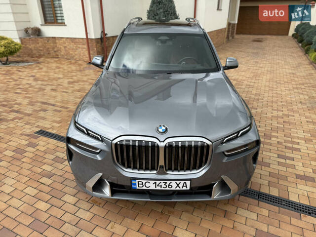 Серый БМВ X7, объемом двигателя 3 л и пробегом 22 тыс. км за 85900 $, фото 1 на Automoto.ua