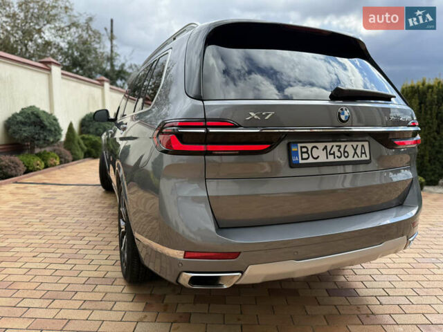Серый БМВ X7, объемом двигателя 3 л и пробегом 22 тыс. км за 85900 $, фото 9 на Automoto.ua