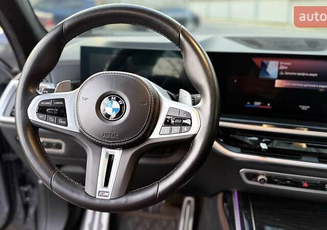 Серый БМВ X7, объемом двигателя 4.39 л и пробегом 83 тыс. км за 135000 $, фото 37 на Automoto.ua