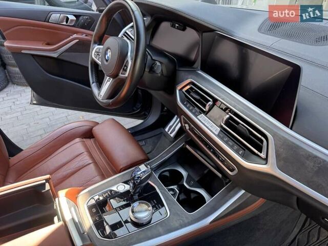 Серый БМВ X7, объемом двигателя 2.99 л и пробегом 37 тыс. км за 95900 $, фото 7 на Automoto.ua