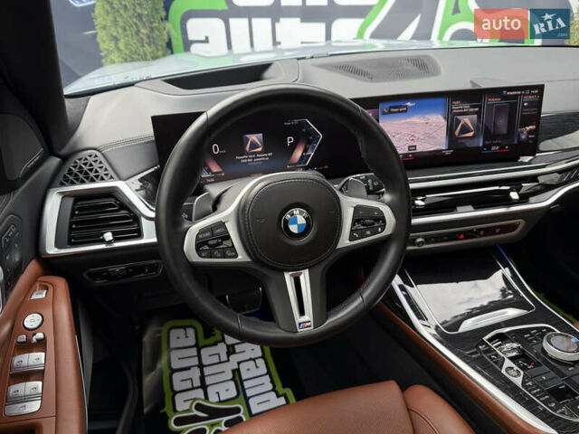 Серый БМВ X7, объемом двигателя 4.39 л и пробегом 45 тыс. км за 129900 $, фото 20 на Automoto.ua