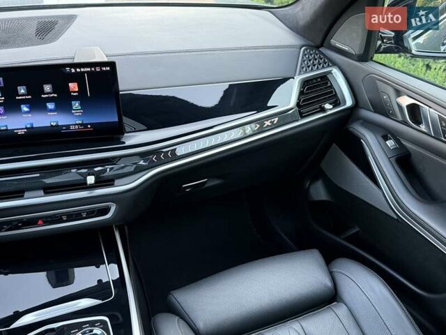 Серый БМВ X7, объемом двигателя 2.99 л и пробегом 99 тыс. км за 110900 $, фото 116 на Automoto.ua