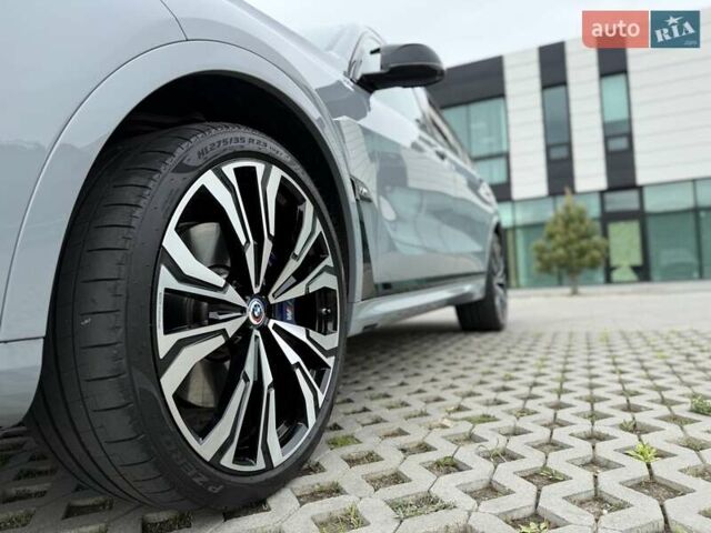 Серый БМВ X7, объемом двигателя 3 л и пробегом 16 тыс. км за 108800 $, фото 13 на Automoto.ua
