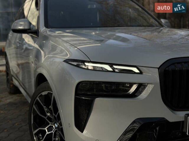 Серый БМВ X7, объемом двигателя 2.99 л и пробегом 82 тыс. км за 119000 $, фото 14 на Automoto.ua