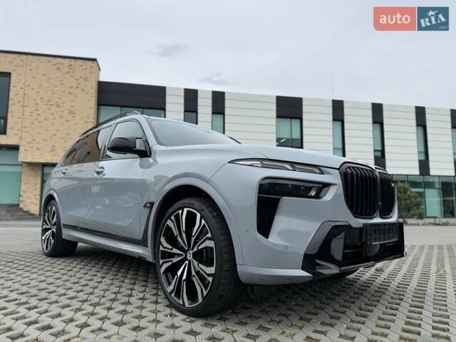 Серый БМВ X7, объемом двигателя 3 л и пробегом 16 тыс. км за 108800 $, фото 6 на Automoto.ua