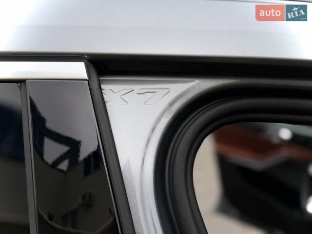 Серый БМВ X7, объемом двигателя 3 л и пробегом 63 тыс. км за 91000 $, фото 118 на Automoto.ua