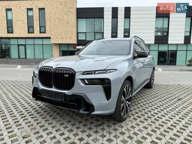 Серый БМВ X7, объемом двигателя 3 л и пробегом 16 тыс. км за 112800 $, фото 2 на Automoto.ua