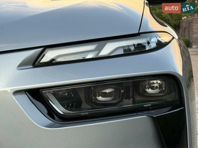 Серый БМВ X7, объемом двигателя 2.99 л и пробегом 99 тыс. км за 110900 $, фото 1 на Automoto.ua