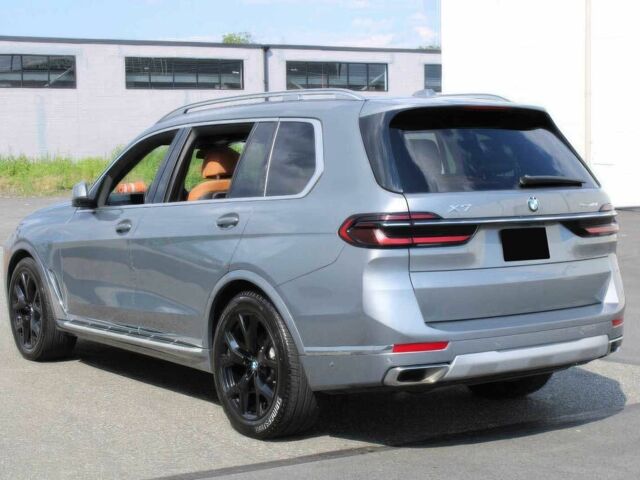 Серый БМВ X7, объемом двигателя 3 л и пробегом 18 тыс. км за 66000 $, фото 4 на Automoto.ua