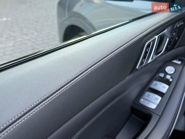 Серый БМВ X7, объемом двигателя 2.99 л и пробегом 99 тыс. км за 110900 $, фото 32 на Automoto.ua