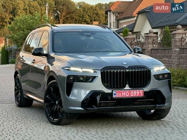 Серый БМВ X7, объемом двигателя 2.99 л и пробегом 99 тыс. км за 110900 $, фото 19 на Automoto.ua