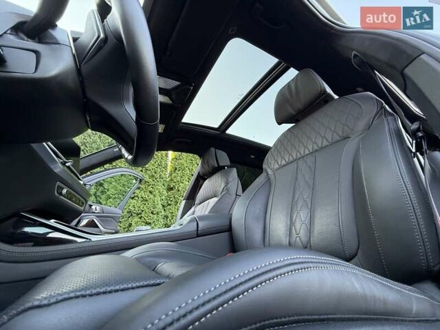 Серый БМВ X7, объемом двигателя 2.99 л и пробегом 99 тыс. км за 110900 $, фото 94 на Automoto.ua