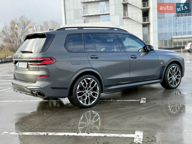 Серый БМВ X7, объемом двигателя 4.39 л и пробегом 45 тыс. км за 139900 $, фото 6 на Automoto.ua