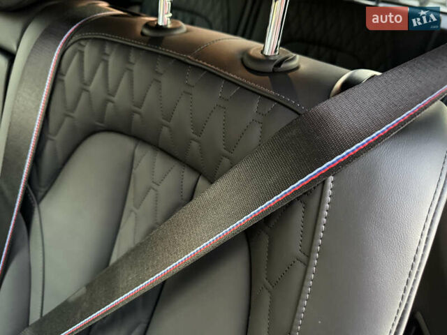 Серый БМВ X7, объемом двигателя 2.99 л и пробегом 86 тыс. км за 119000 $, фото 12 на Automoto.ua