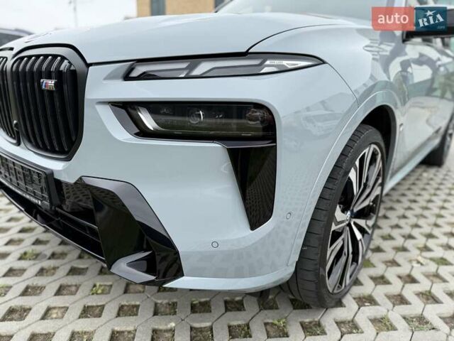 Серый БМВ X7, объемом двигателя 3 л и пробегом 16 тыс. км за 108800 $, фото 9 на Automoto.ua