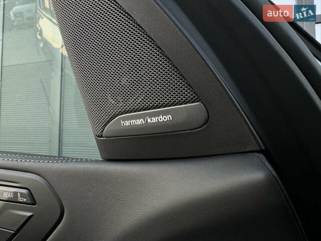 Серый БМВ X7, объемом двигателя 2.99 л и пробегом 86 тыс. км за 119000 $, фото 17 на Automoto.ua