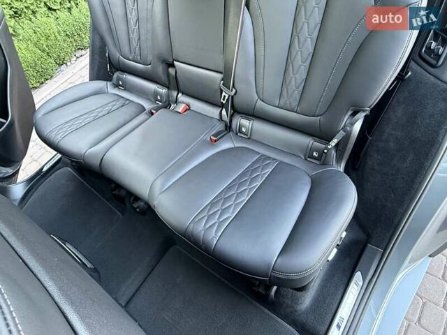 Серый БМВ X7, объемом двигателя 2.99 л и пробегом 99 тыс. км за 110900 $, фото 58 на Automoto.ua