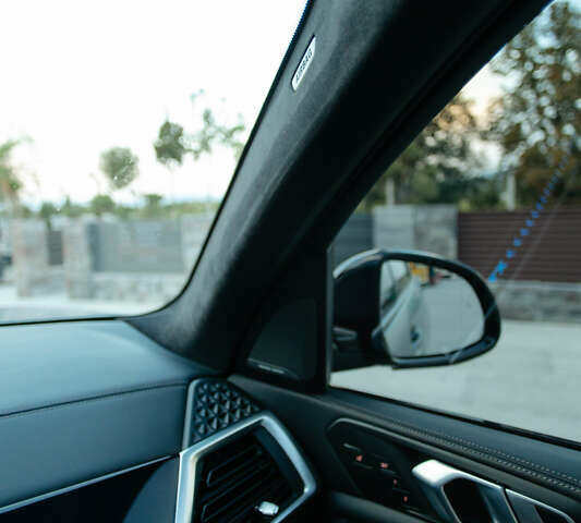 Сірий БМВ X7, об'ємом двигуна 3 л та пробігом 98 тис. км за 115000 $, фото 131 на Automoto.ua