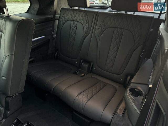 Серый БМВ X7, объемом двигателя 2.99 л и пробегом 86 тыс. км за 119000 $, фото 39 на Automoto.ua