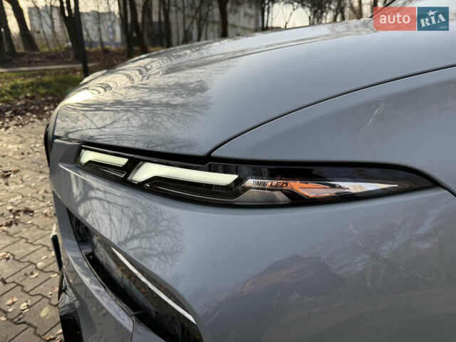 Серый БМВ X7, объемом двигателя 2.99 л и пробегом 82 тыс. км за 119000 $, фото 27 на Automoto.ua