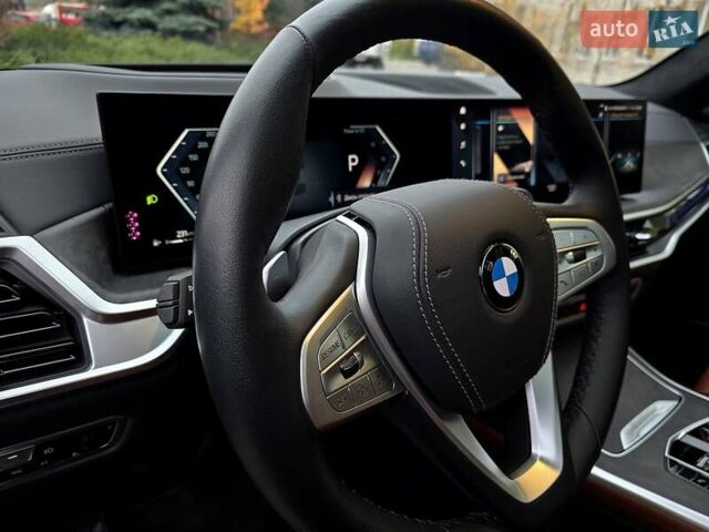 Серый БМВ X7, объемом двигателя 3 л и пробегом 63 тыс. км за 91000 $, фото 63 на Automoto.ua