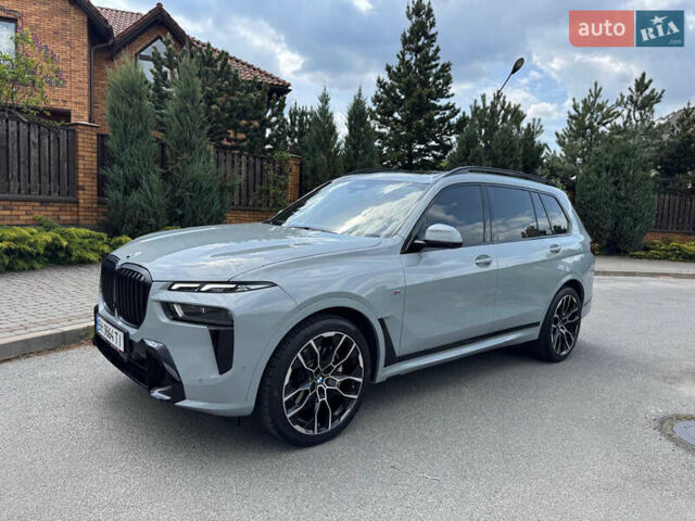 Серый БМВ X7, объемом двигателя 2.99 л и пробегом 81 тыс. км за 122000 $, фото 7 на Automoto.ua