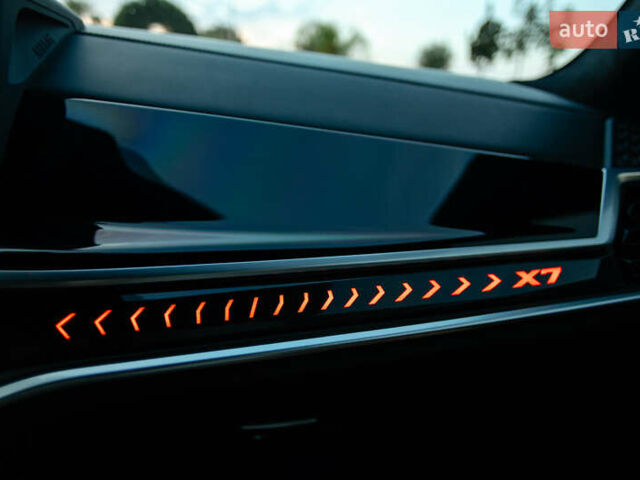 Сірий БМВ X7, об'ємом двигуна 3 л та пробігом 98 тис. км за 115000 $, фото 140 на Automoto.ua