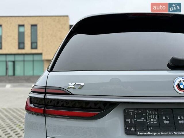 Серый БМВ X7, объемом двигателя 3 л и пробегом 16 тыс. км за 108800 $, фото 25 на Automoto.ua