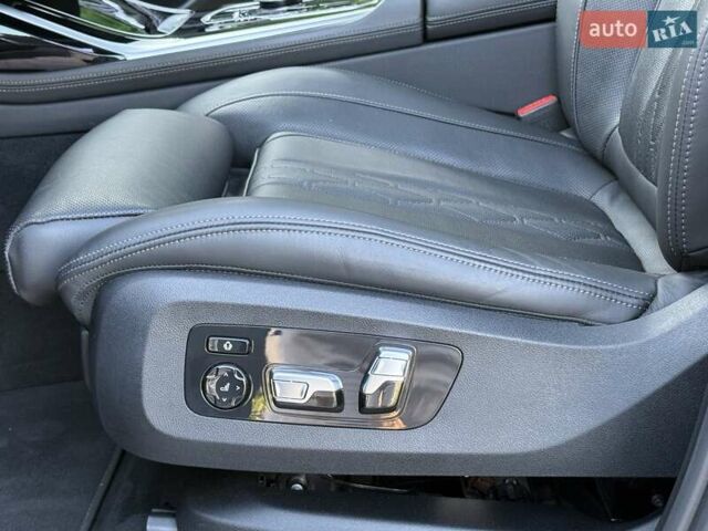 Серый БМВ X7, объемом двигателя 2.99 л и пробегом 99 тыс. км за 110900 $, фото 37 на Automoto.ua