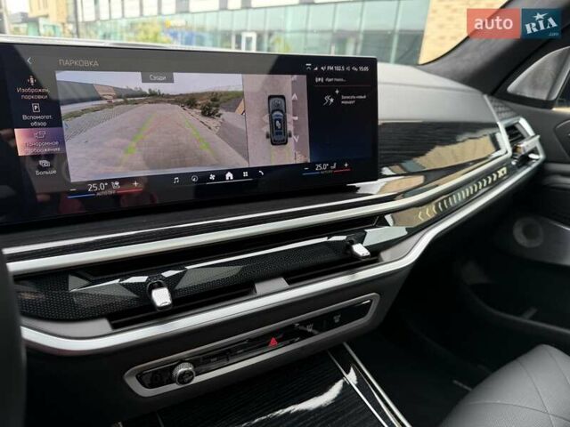 Серый БМВ X7, объемом двигателя 3 л и пробегом 16 тыс. км за 112800 $, фото 50 на Automoto.ua